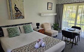 Barooga Country Inn Motel